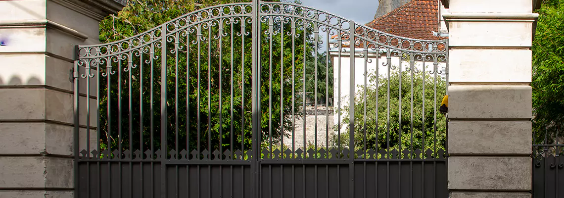 Wooden Swing Gate Repair in Miami